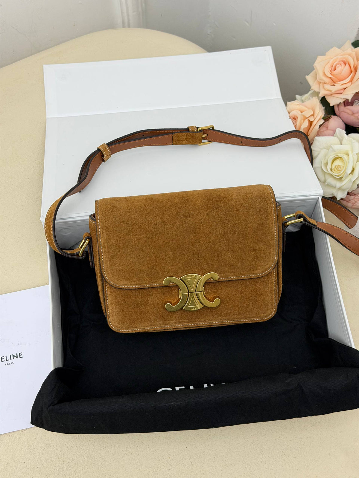 Celine Paris souet