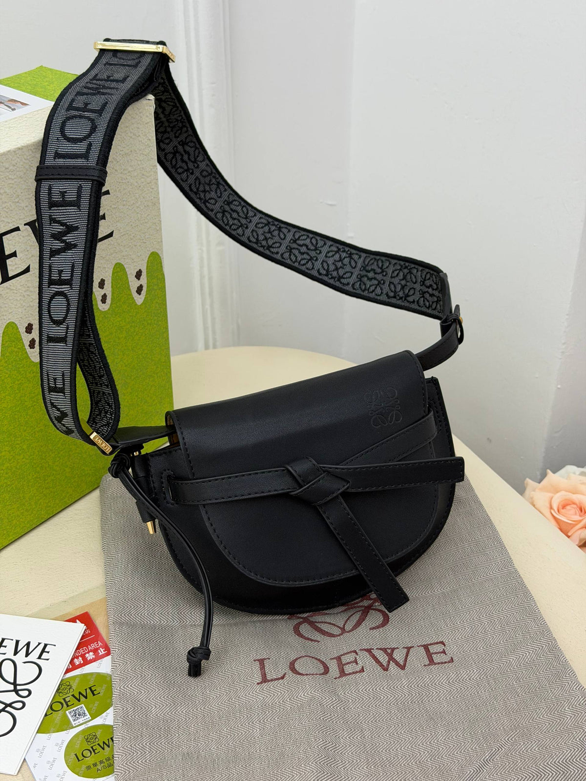 Loewe black #790