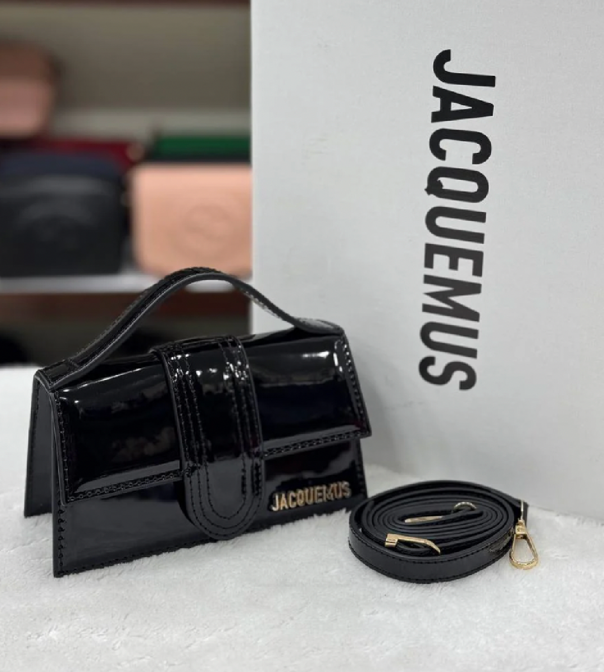Jacquemus black