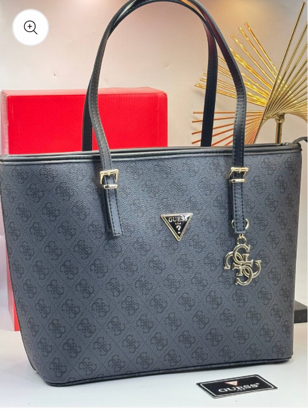 Guess shopping #46