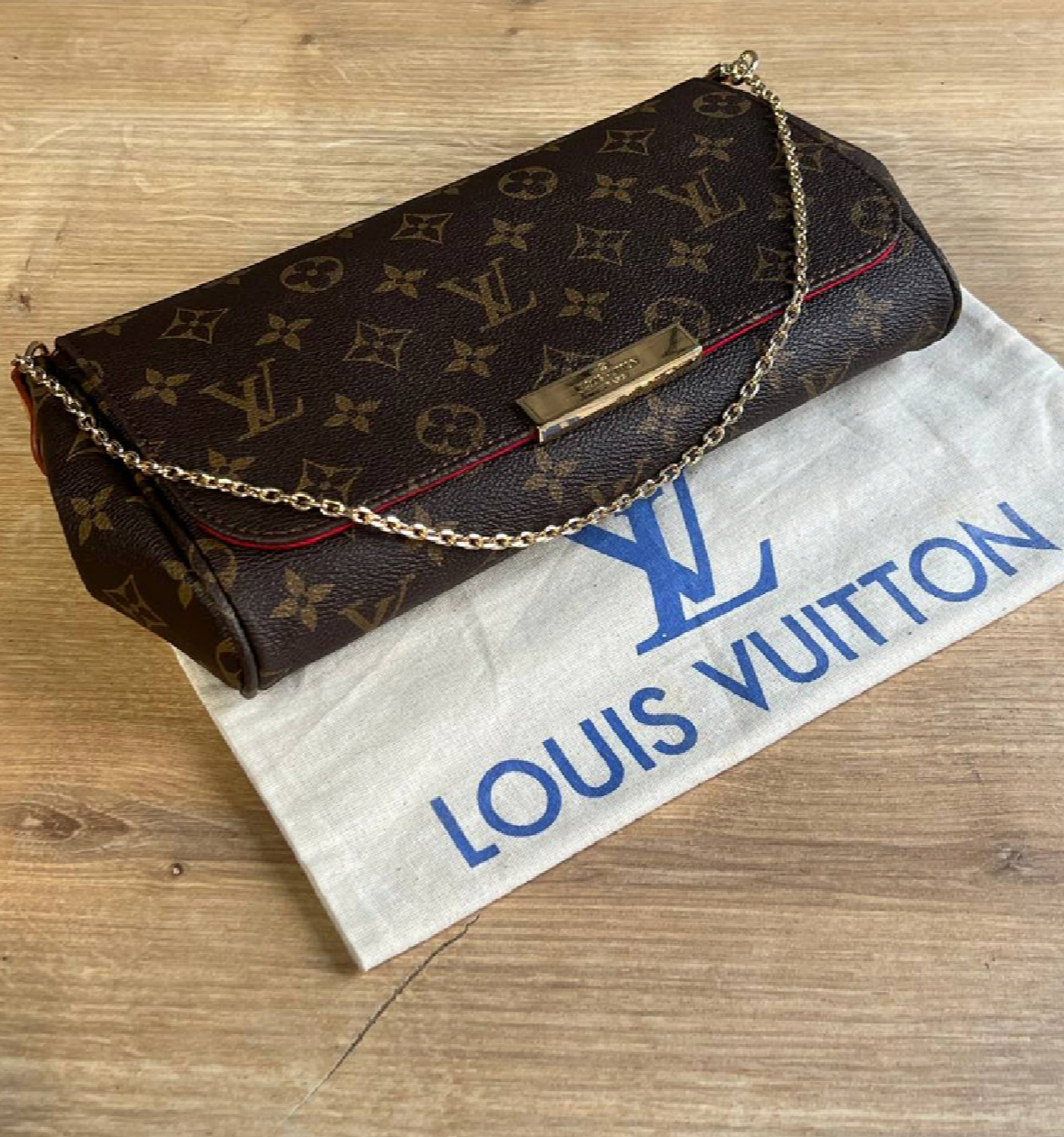Louis Vuitton clutch