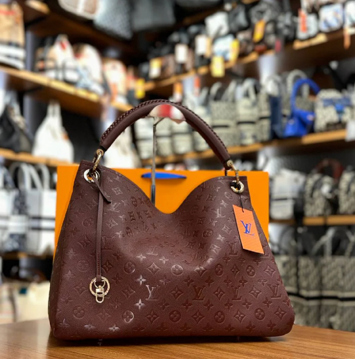 Louis Vuitton artsy #456
