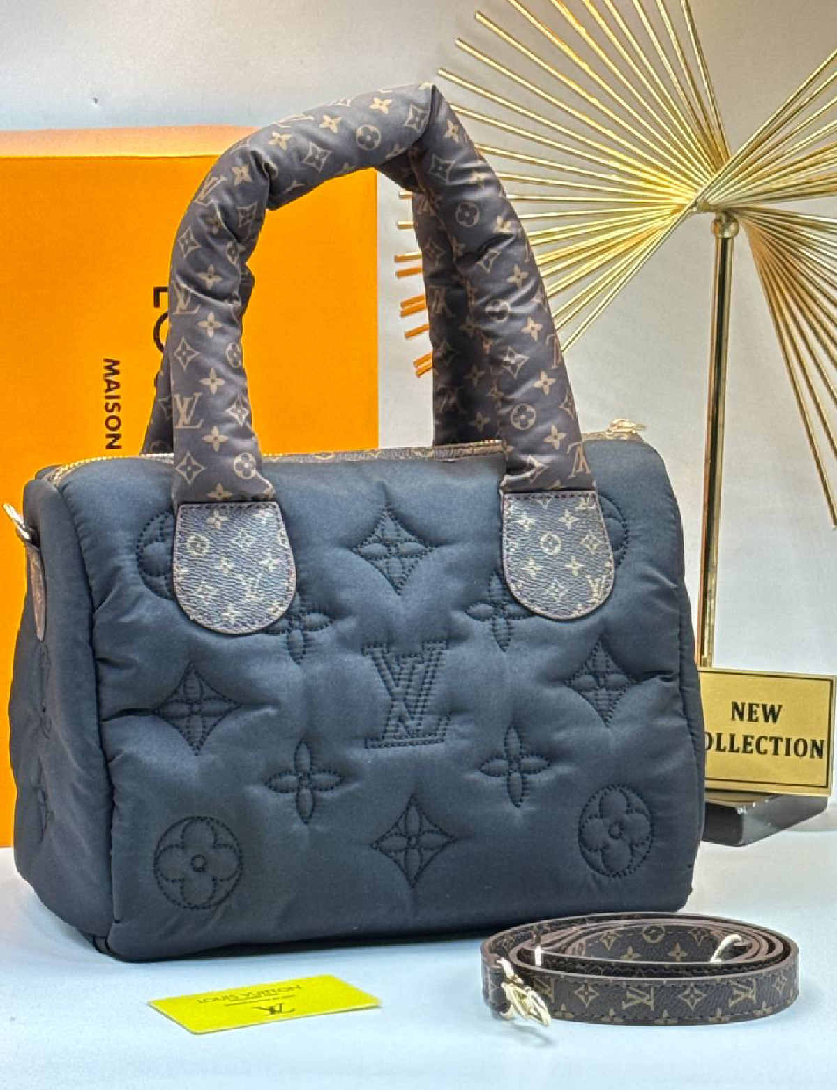 Louis Vuitton #577