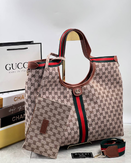 Gucci giglio supreme