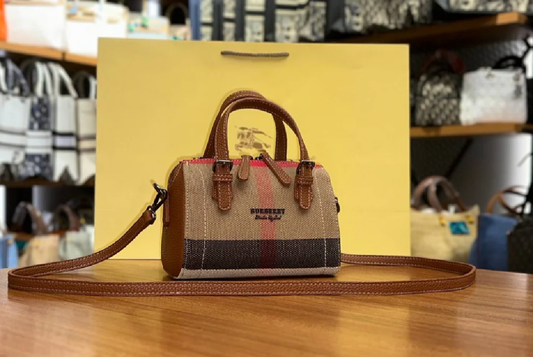 Burberry new #467