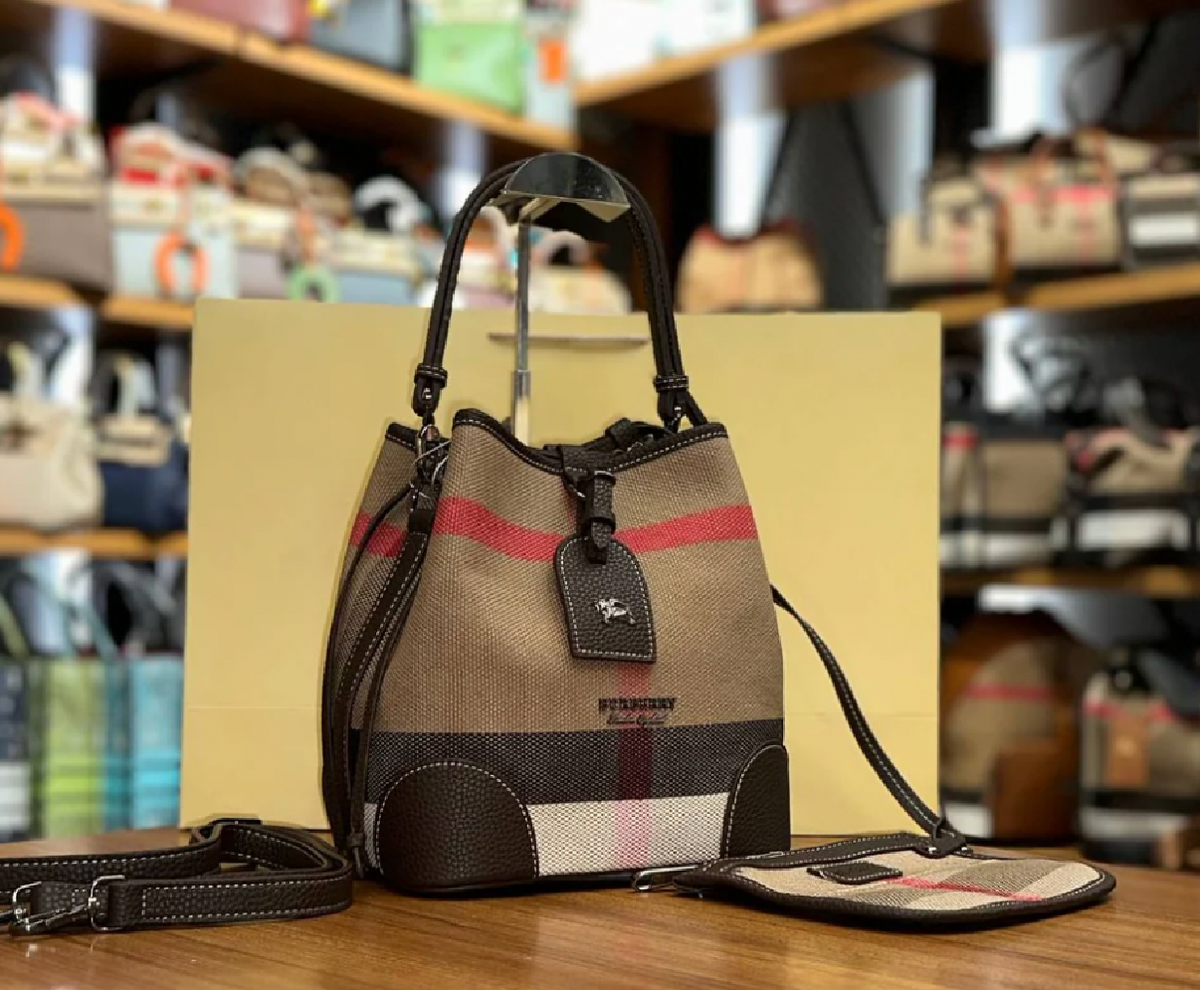 Burberry neonoe